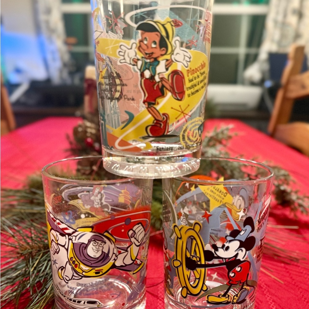 McDonald’s Walt Disney World 100 Years of Magic Glasses Cups Set of 3